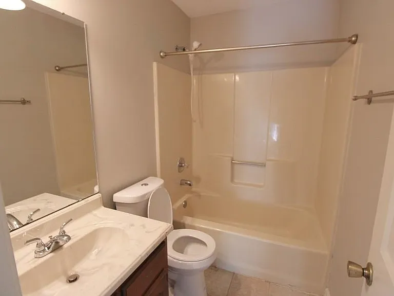 5558 Oak Branch Cir N — Photo 9