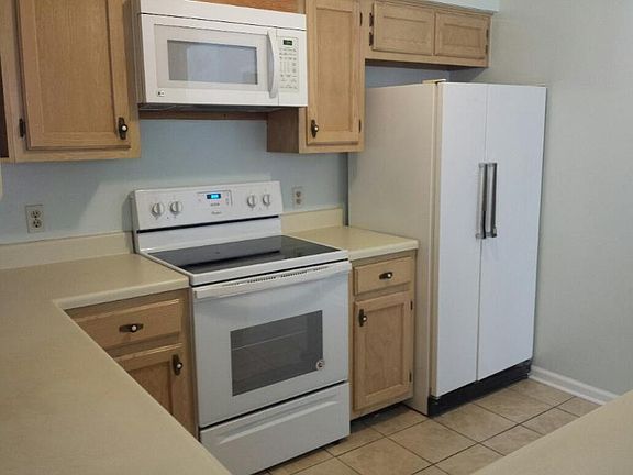 5th image of 1648 Sorghum Mill Dr