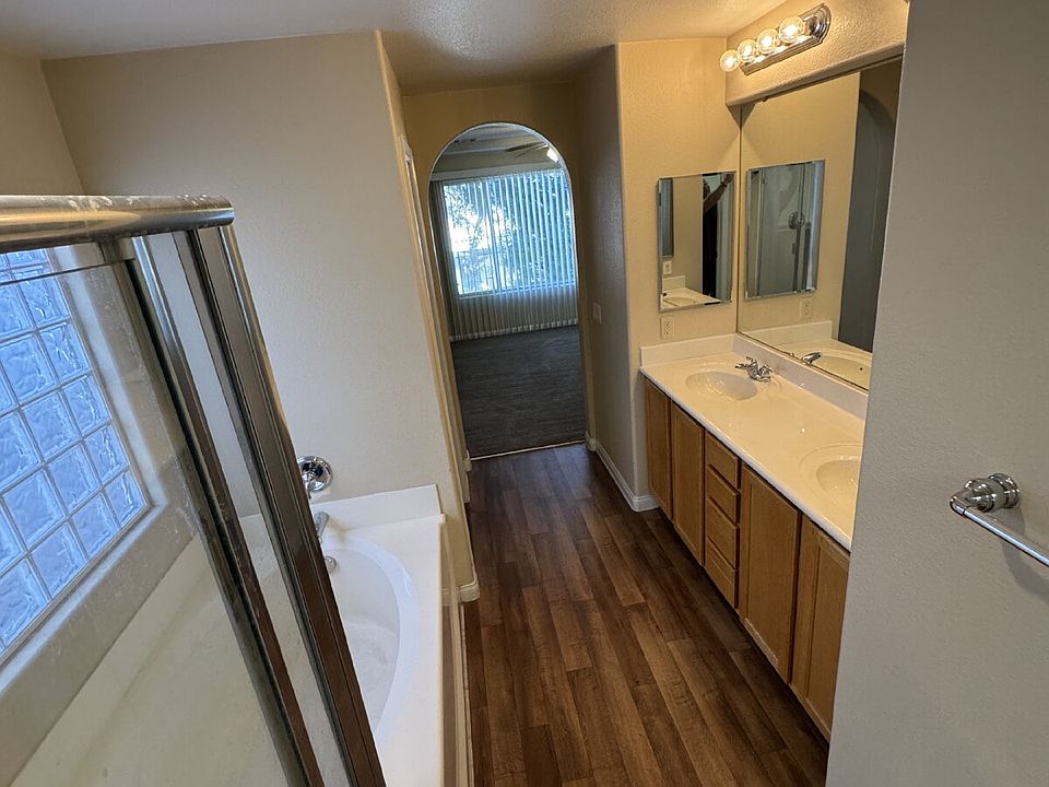 1st image of 8896 Bonneville Peak Ct