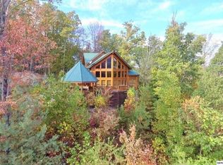 4186 Burning Tree Ln, Sevierville, TN 37862