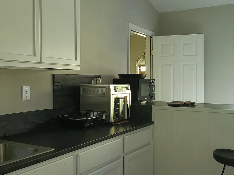 8617 Reecemar Ave — Photo 10