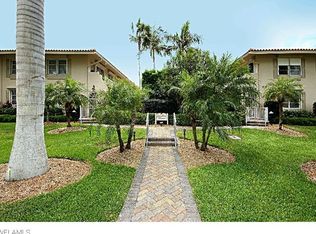 310 14th Ave S #310A, Naples, FL 34102