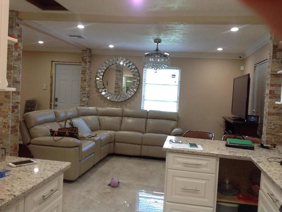 1st image of 1216 Loxahatchee Dr #1