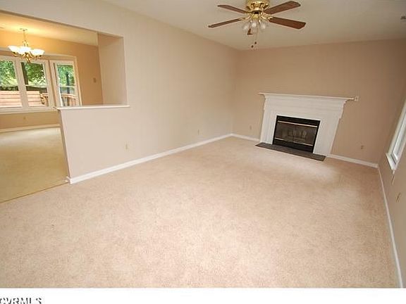 5th image of 4513 Woodshire Pl