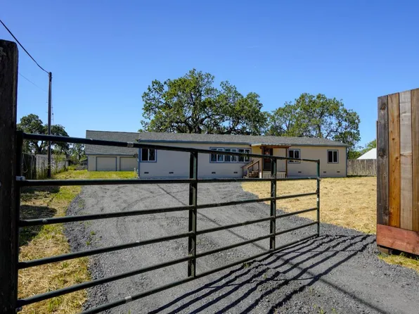 4308 Price Avenue, Santa Rosa, CA 95407