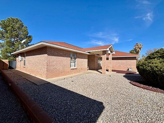 3rd image of 3527 Driftwood Ave