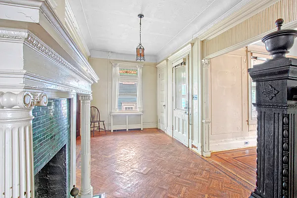 Sold by Douglas Elliman | media 8