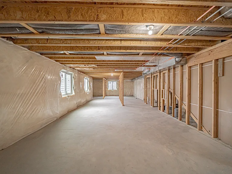 3190 Roundup Ln — Photo 32