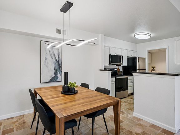 5th image of 115 Reflections Dr APT 22