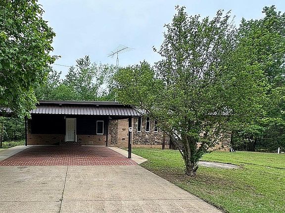 4th image of 953 Riverside Dr