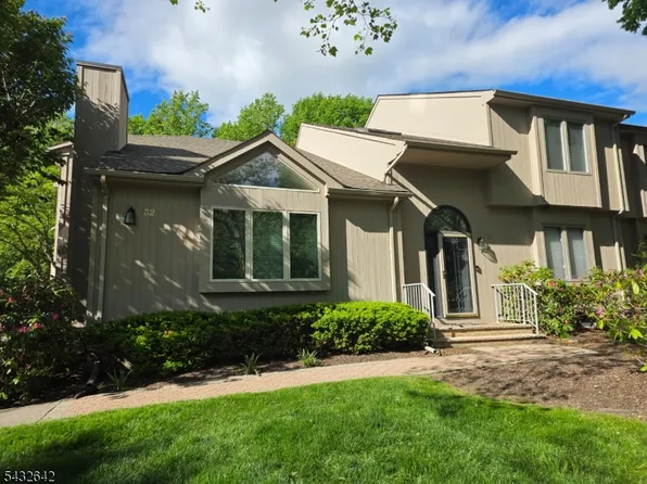 32 Robinhood Dr BLDG 32 #32, Mountain Lakes Boro, NJ 07046