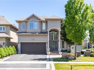 2500 Millstone Dr, Oakville, ON L6M0H5