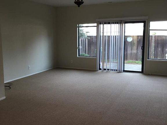 3rd image of 899 Ursa Ln