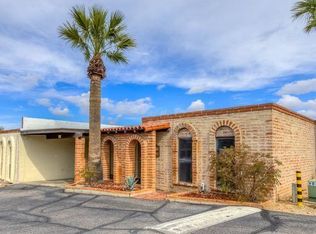 9111 N Oracle Rd, Oro Valley, AZ 85704