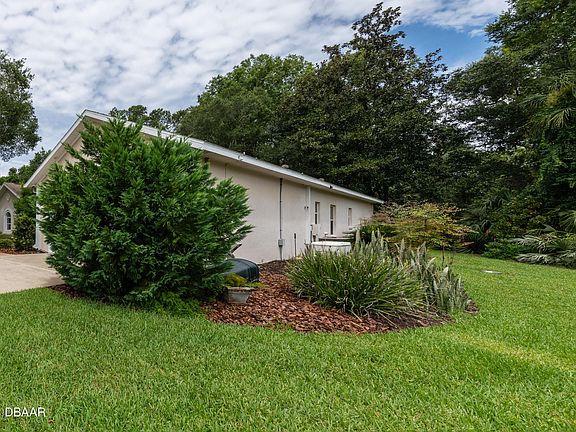 3rd image of 1317 Wicklow Ln