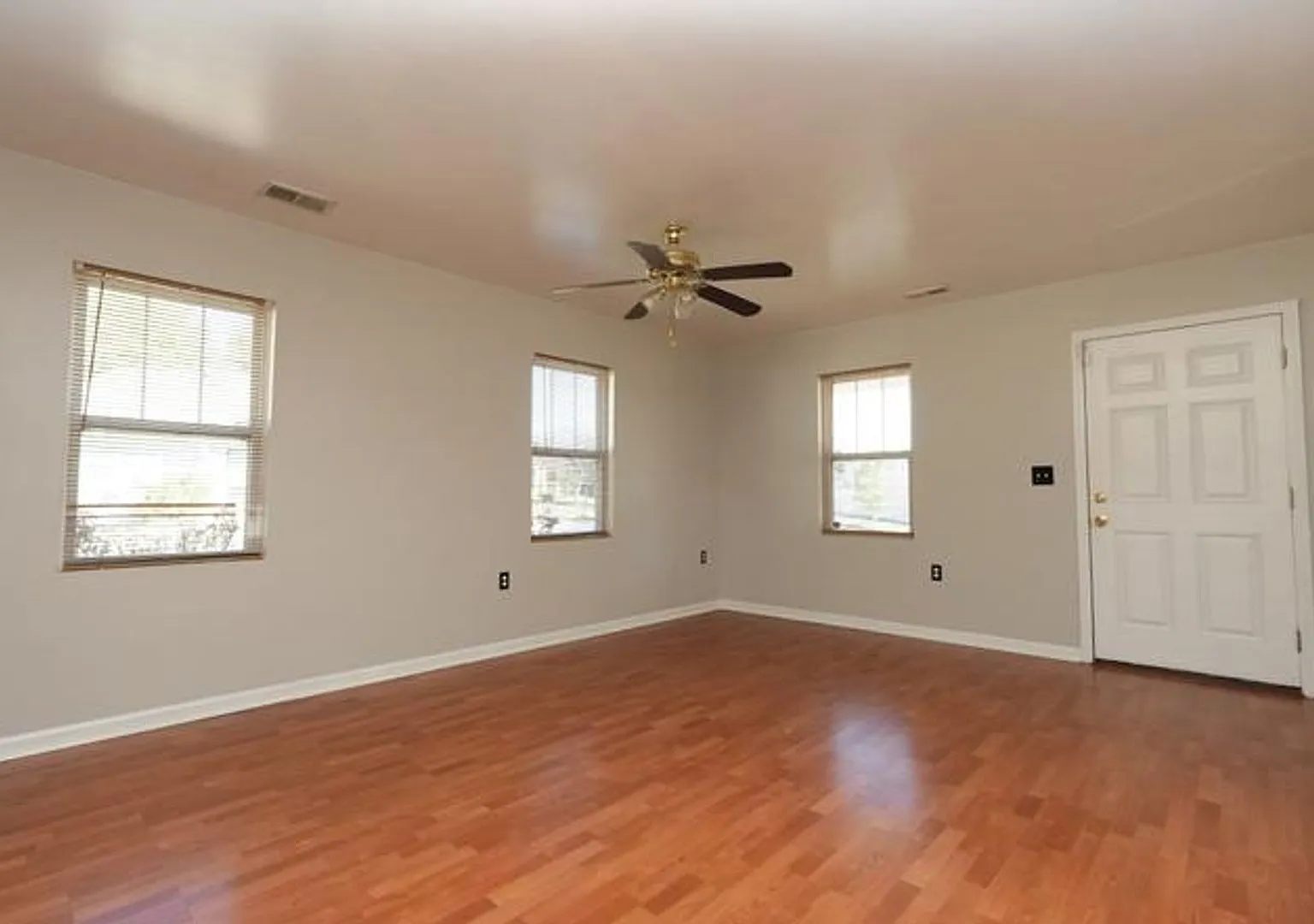 Coming Soon! 4 BR/2BA | Newly Renovated Single Family Home | Fenced backyard | In Cornelius! — Photo 2