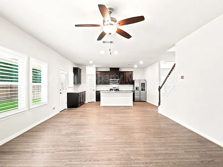 1202 Vilamoura Ct — Photo 15