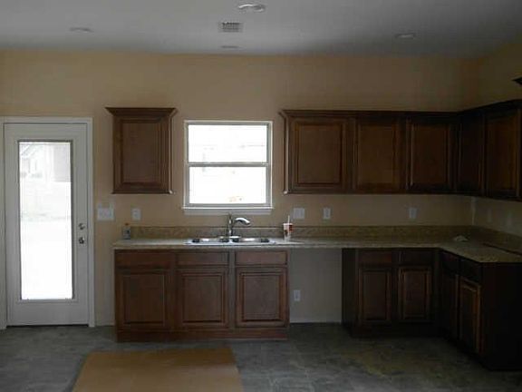 4th image of 2204 Burnside Drive Lot 217 Lot 217