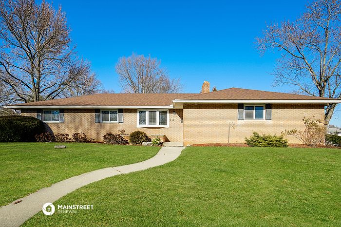 1st image of 660 Sternberger Pl