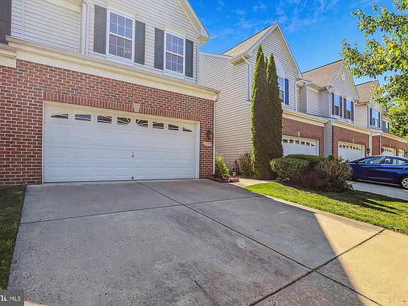 2nd image of 4709 Thistle Hill Dr