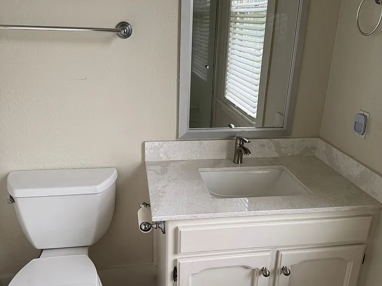 9151 Campbell Rd — Photo 5