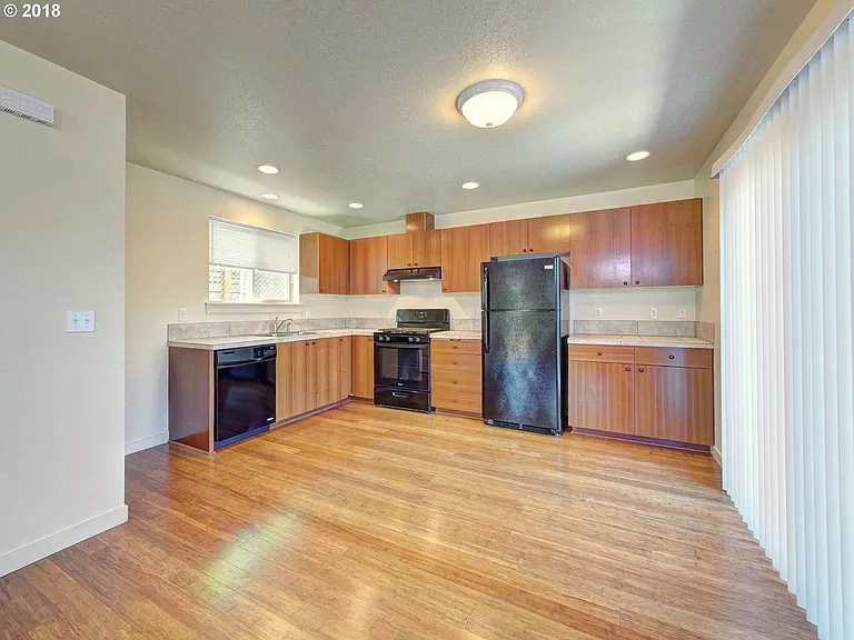 6679 NE 13th Ave #B — Photo 4