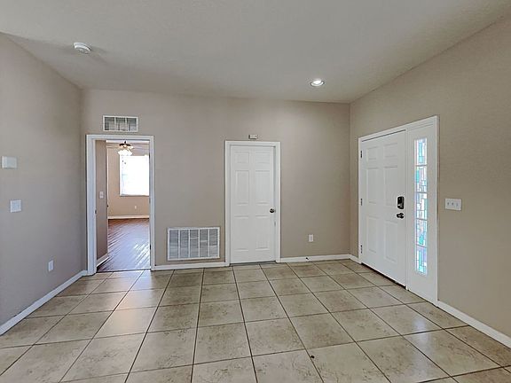 4th image of 24832 Siena Dr