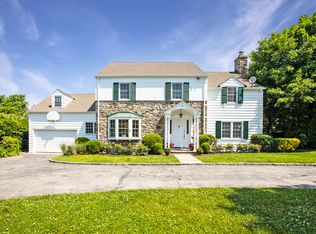 34 Helena Ave, Larchmont, NY 10538