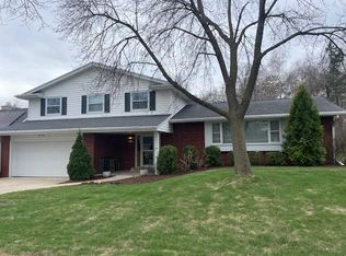 12033 W Ohio Ave, West Allis, WI 53227