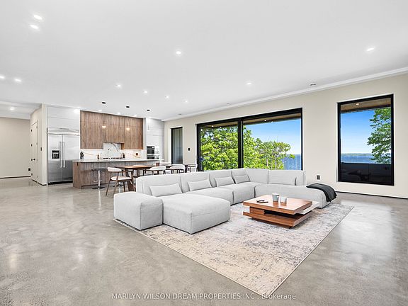 4th image of 2486 Howe Island Dr