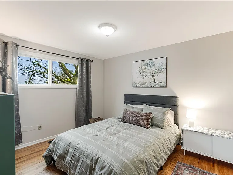 6935 SW Taylors Ferry Rd — Photo 24