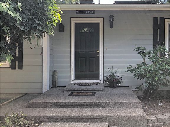 3rd image of 13802 51st Ave E