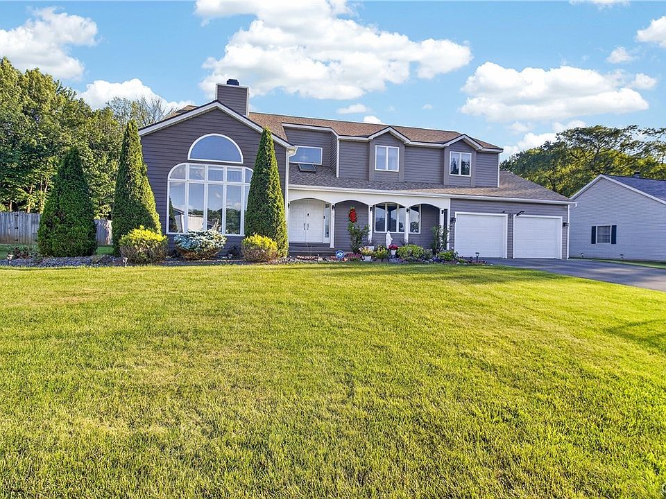 1st image of 32 Morgan Ln