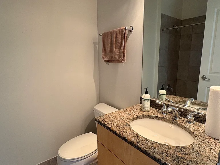 1347 W Washington Blvd #3A — Photo 17