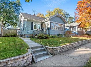 715 James St, Green Bay, WI 54303