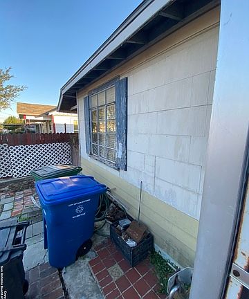3rd image of 1238 Kentucky Ave