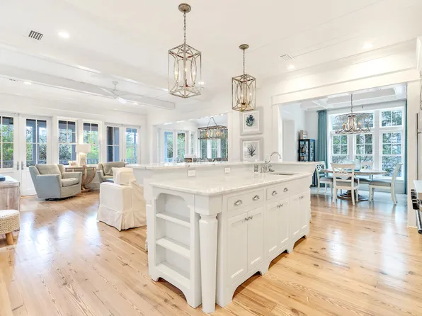 30 E Yacht Pond Ln, Watersound, FL 32461