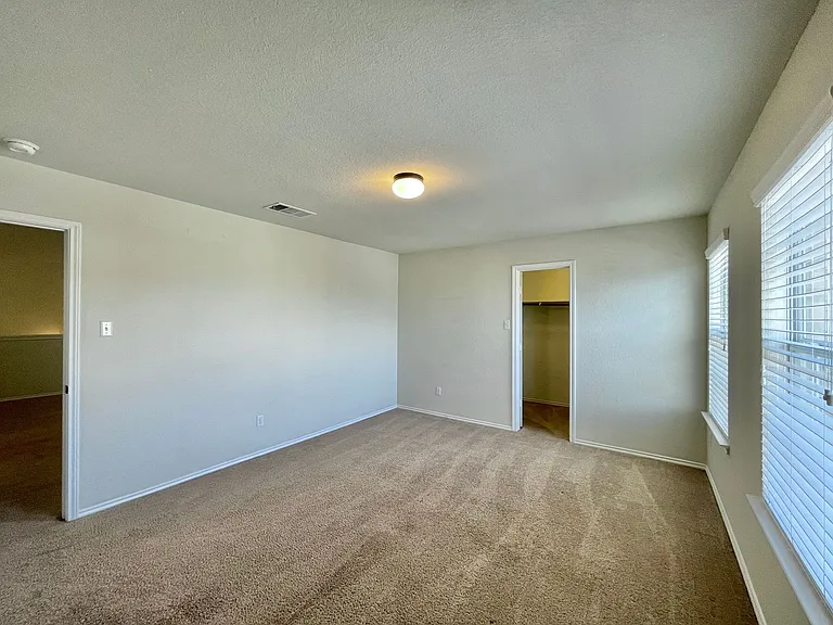 304 W Orion Dr — Photo 22