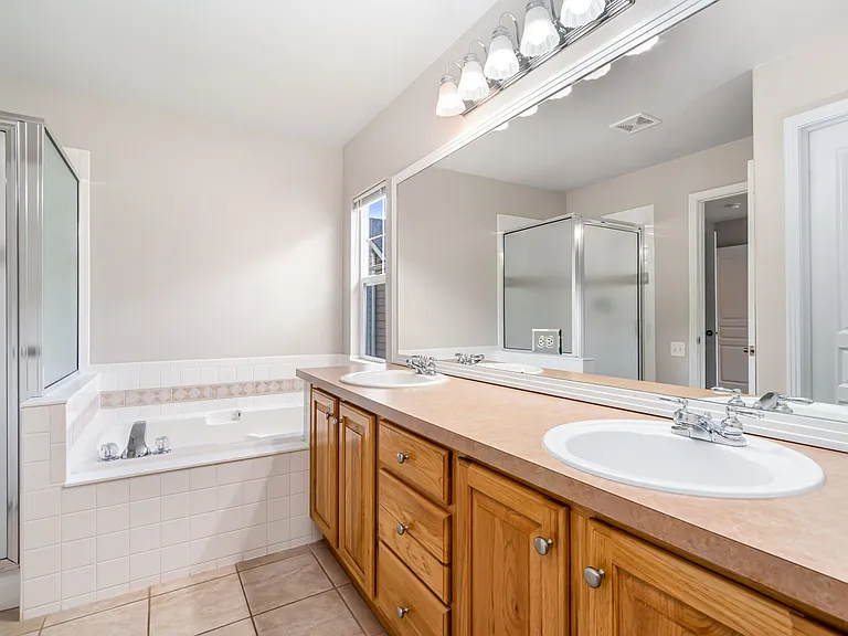 2944 Cornerstone Ln — Photo 22