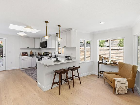4th image of 60 Mesa Avenue