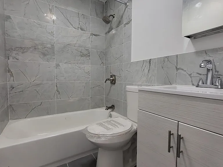 21517 102nd Ave #2 — Photo 10