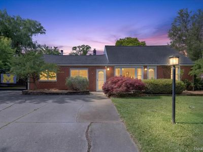 962 Sylvanwood Dr, Troy, MI, 48085