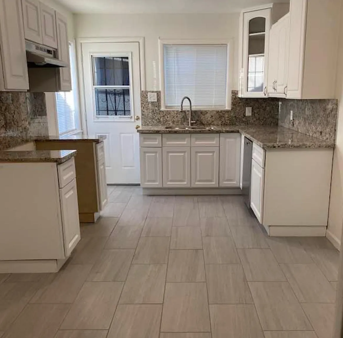 2801 Fruitridge Rd — Photo 1