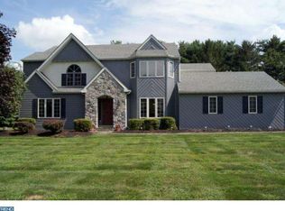 301 Clearfield Dr, Lincoln University, PA 19352