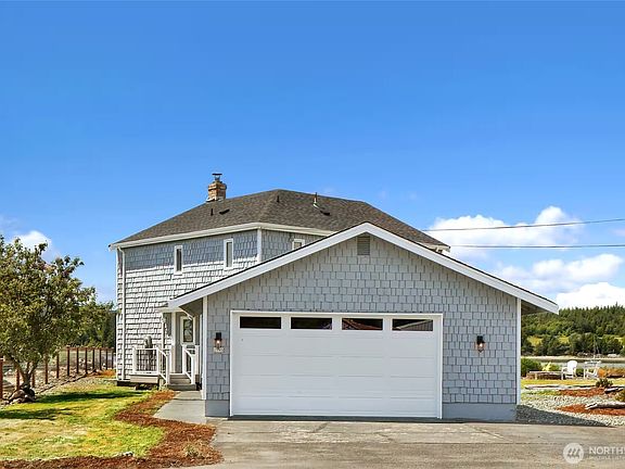 2nd image of 2585 Lummi View Drive