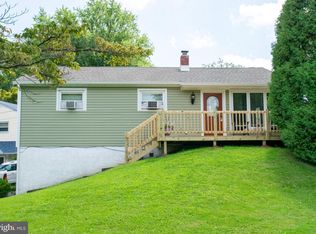 2208 Broomall St, Upper Chichester, PA 19061