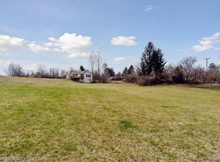 4224 E Allen Rd, Howell, MI 48855