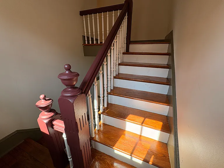 216 Glasgow St #1/2 — Photo 21