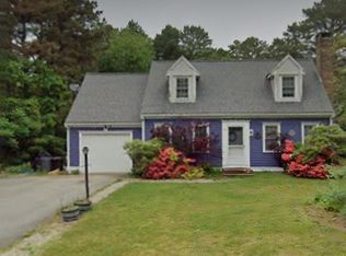 21 Castle Ln, Sandwich, MA 02563