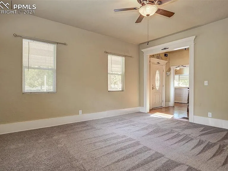 502 E Boulder St — Photo 9